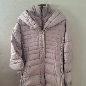 Tahari Hooded Long down puffer coat.  Soft buff/taupe color.  Women's size XL.